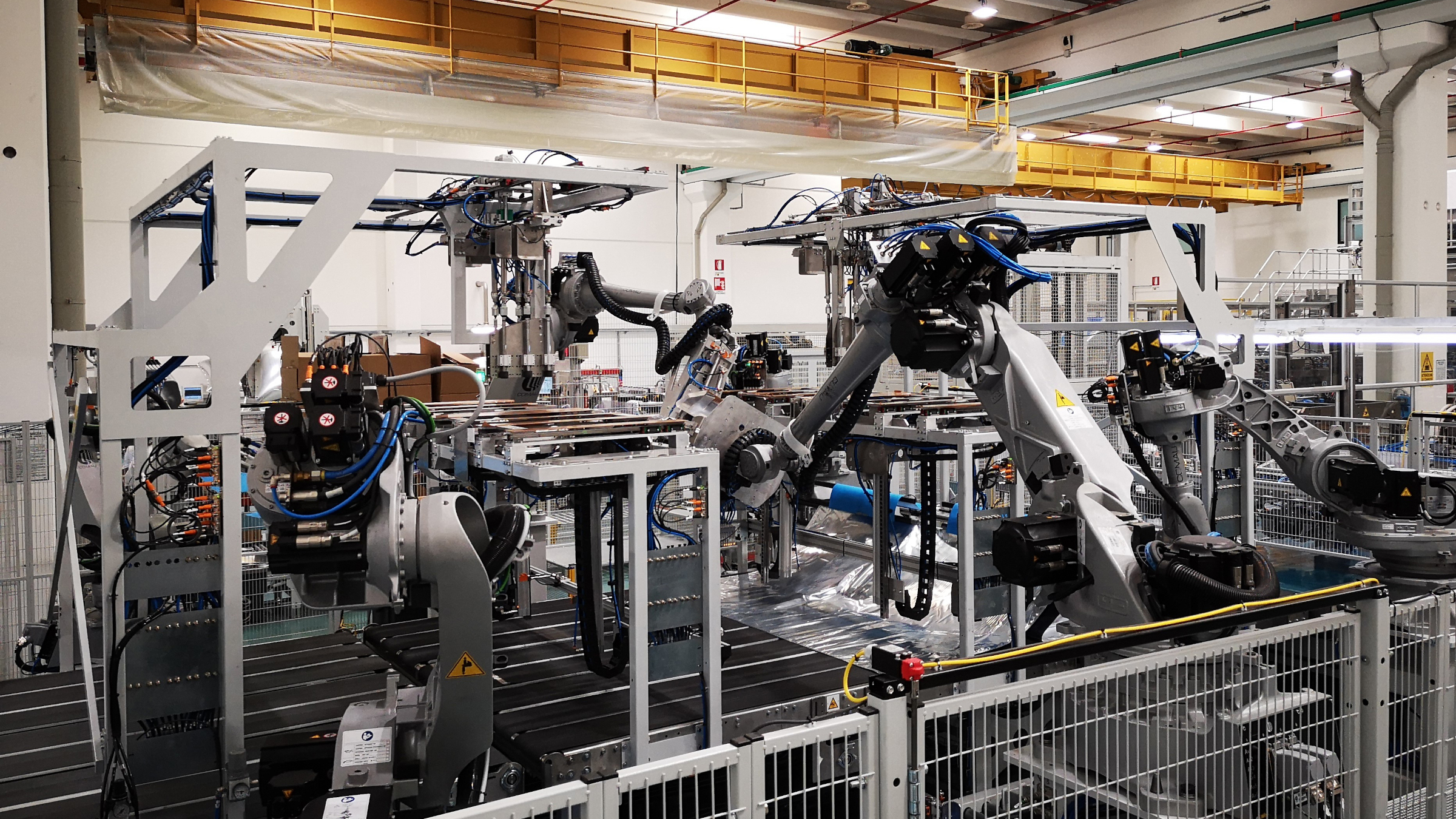 Robot Automation | Rockwell Automation
