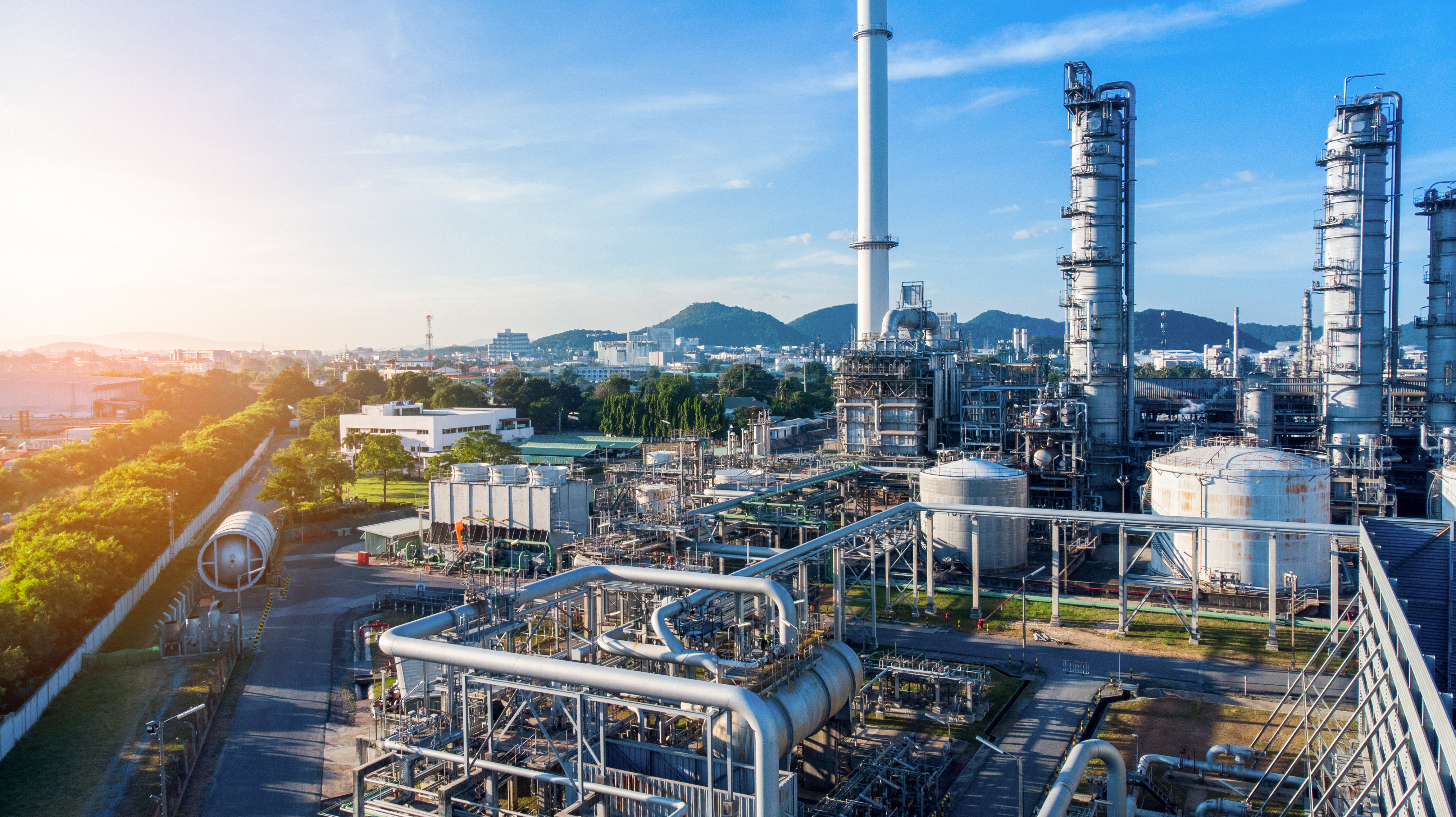 emmer Trots Ongunstig Refining and Petrochemical | Rockwell Automation